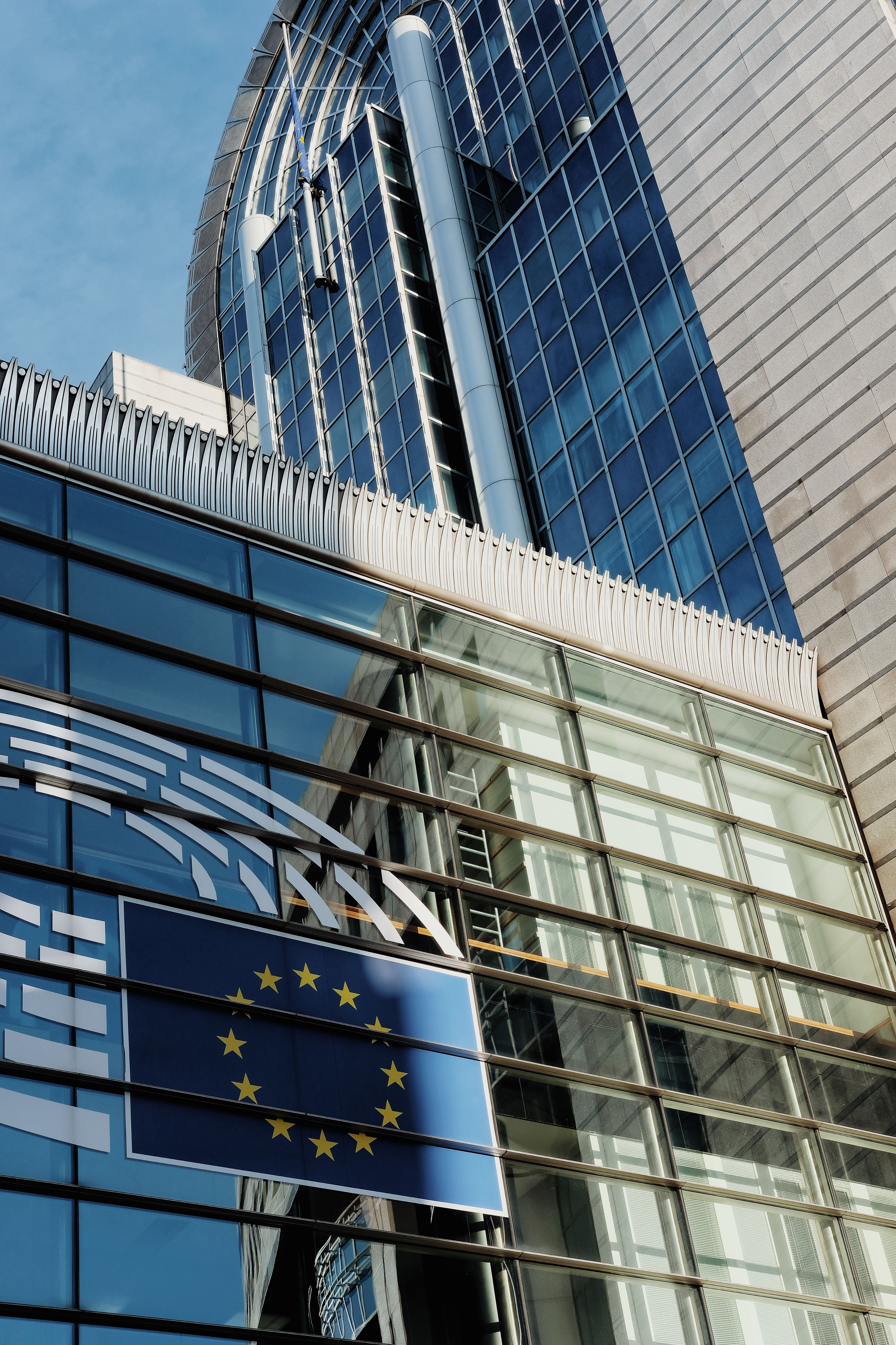 DAZI UE-USA: PUBBLICATI UFFICIALMENTE IN GUUE I REGOLAMENTI EUROPEI CHE ELIMINANO I DAZI PER ALCUNI PRODOTTI E INTRODUCONO CONTINGENTI AGEVOLATI, ANCHE PER TALUNI PRODOTTI A BASE DI CARNE